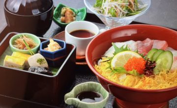 すみれ海鮮丼